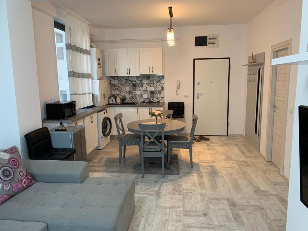 Apartamento Iris Năvodari Exterior foto